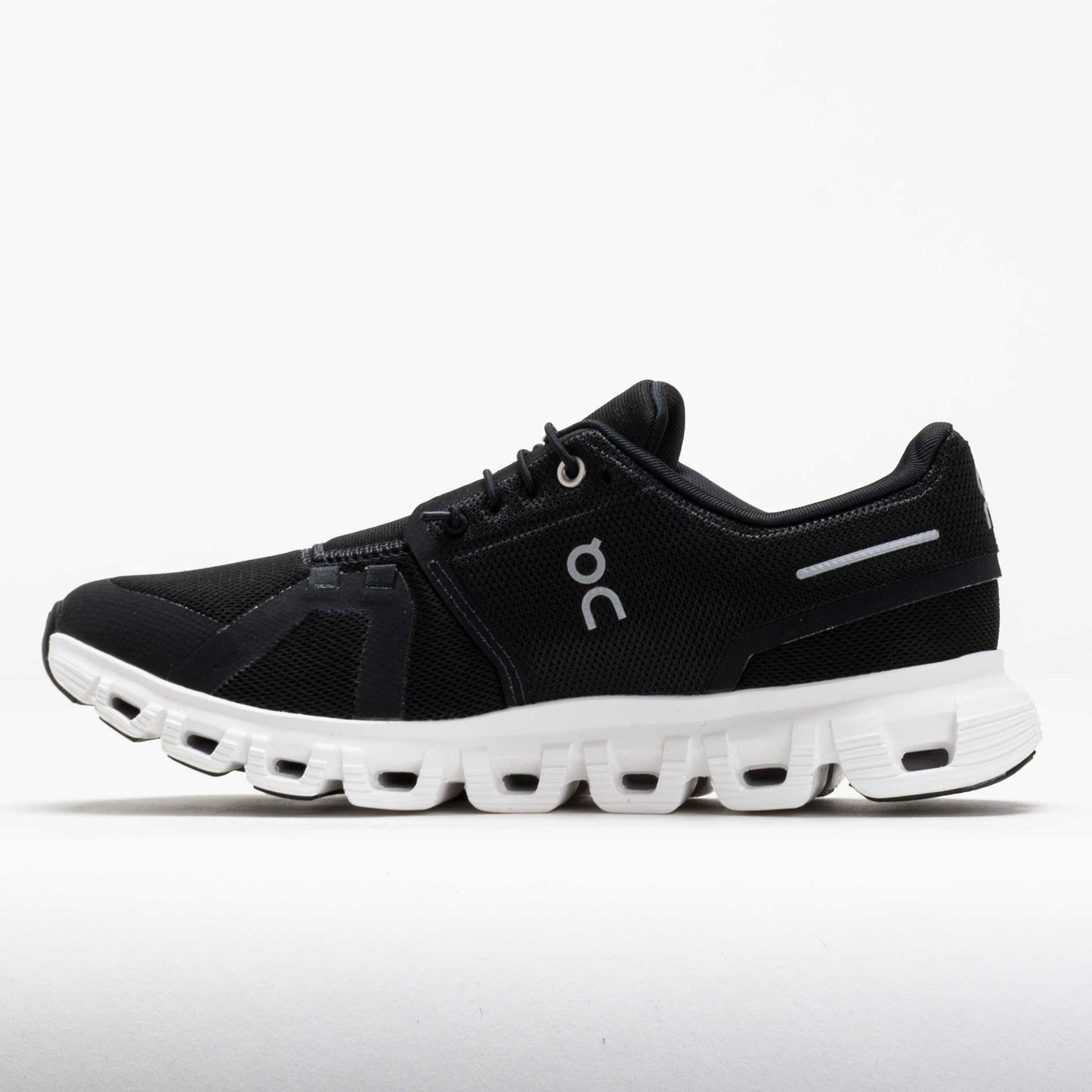 On Cloud 6 Women's Black/White