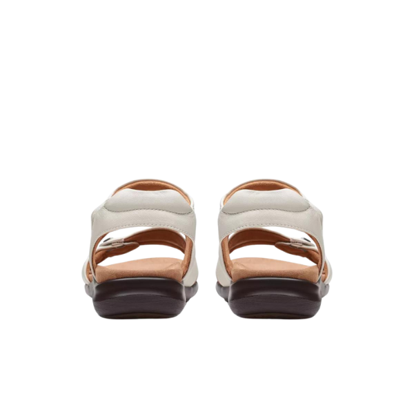 Clarks Women's Wide Kitly Ave White